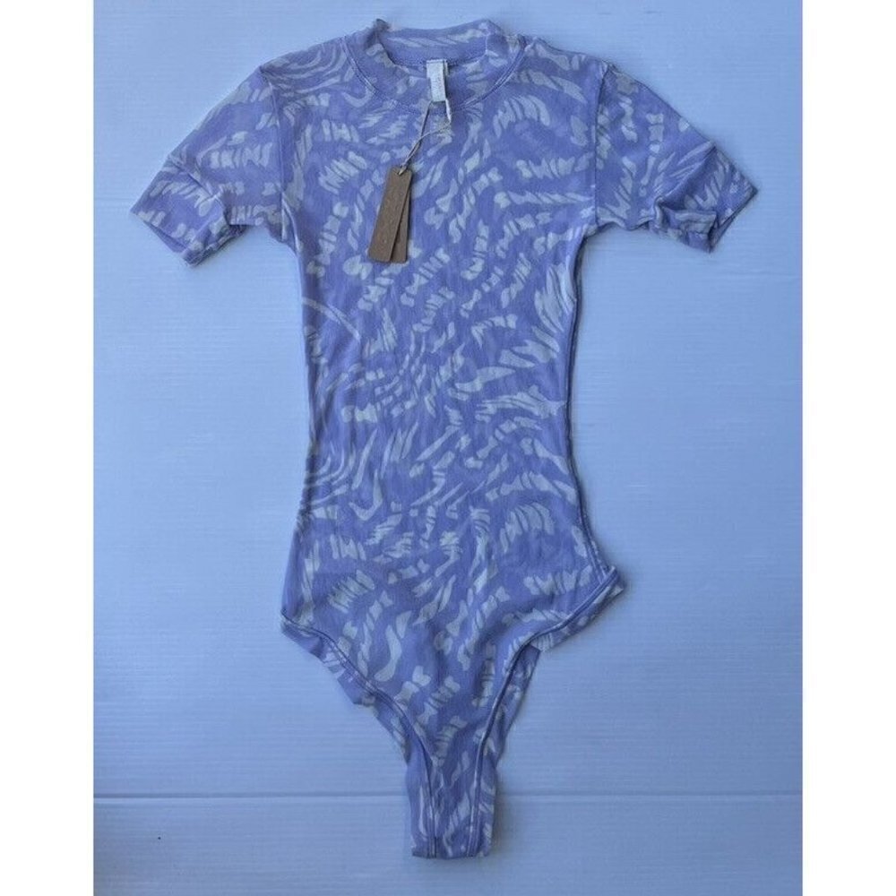 SKIMS Kim Kardashian Plus SUMMER Mesh Lilac Swirl T-Shirt Bodysuit Size XXS - Picture 9 of 11
